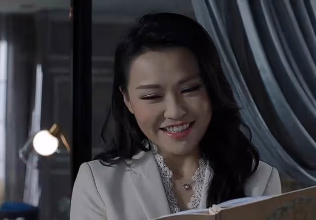 又走一個！33歲TVB著名女星宣布離巢，已轉行成媒體主任月入6.7萬