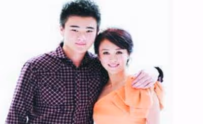 最美妲己傅藝偉,因吸毒毀了自己也害了兒子,你為何自甘墮落?