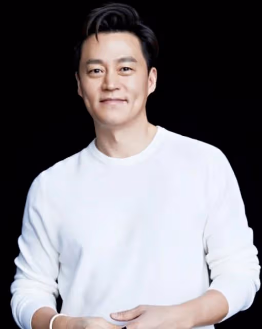 50歲李瑞鎮禿了？《內科朴院長》地中海禿超衝擊，美大哥好犧牲