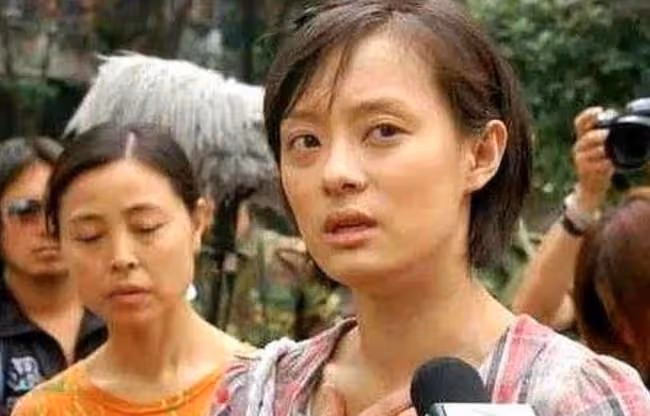 那位不滿孫儷斷捐，反咬她一口的貧困生，如今過得怎麼樣了？
