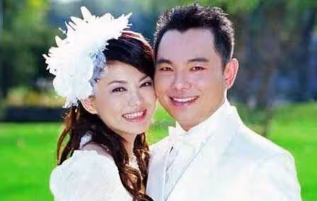 李湘攜新歡現身酒店親密互動,這次的新歡又是誰的舊愛