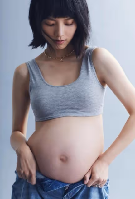 臨盆在即!TVB童顏女星分享產前巨肚照,跟老公結婚四年拼了三胎