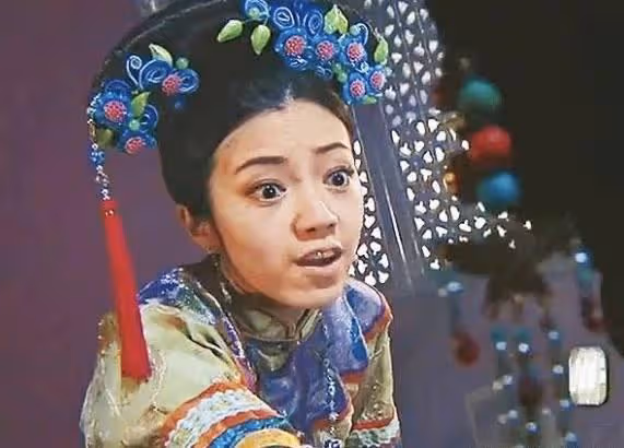 恭喜!TVB離巢夫婦合體慶祝結婚十周年,小十歲妻子露背禮服出鏡