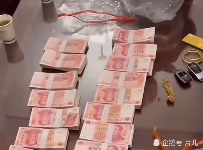 陳亞男退回彩禮後,直播否認靠大衣哥名氣賺錢,網友呼籲其退網