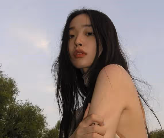 雪莉加Jennie的綜合體：長得像雪莉，這位韓國女星的女兒引爆熱議