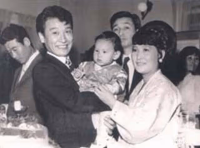 《愛情是什麼》和《澡堂老闆家的男人們》，經典韓劇里總有李順載