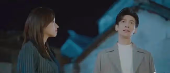 羅雲熙古裝被封天花板,現代戲卻都撲街,瘦小身材扛不起建模臉?