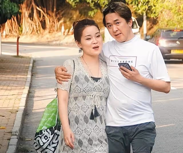 54歲著名港星疑似默認三房女友懷孕,或將未婚產子,打破丁克主義