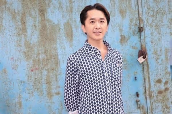 54歲著名港星疑似默認三房女友懷孕,或將未婚產子,打破丁克主義