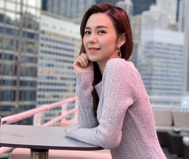 TVB離巢女星錄節目崩潰大哭，因拍戲收入低，不能孝敬父母感委屈