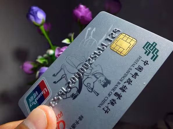 弟弟找老公借一萬，老公借了五萬，如今弟弟還錢，老公分文不要