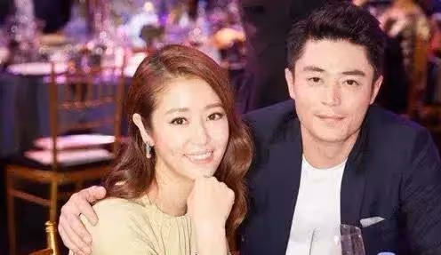 她被評為港台年度最受歡迎藝人，如今45歲的林心如事業越發紅火外