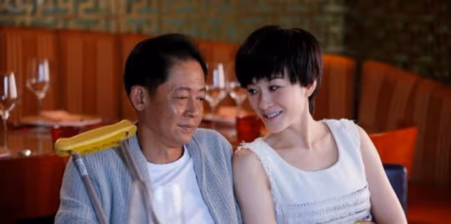 懷了別人的孩子後,我嫁給大我10歲的老男人,婚後我們各取所需