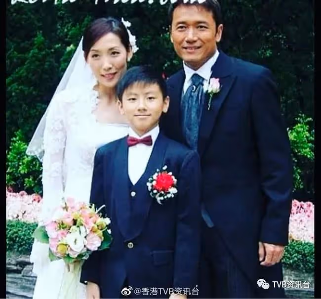 與麥皓兒姐弟戀有結婚打算！TVB上位小生跟女神親熱緊張僵硬