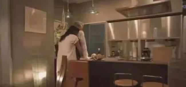 新婚之夜，老公不碰我，我主動鑽進他的被窩做那事