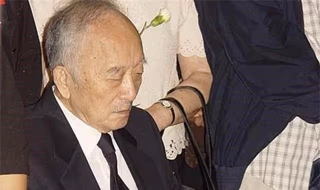 老藝術家陳述身後一地雞毛:為爭奪房產,原配子女和後媽撕破臉皮