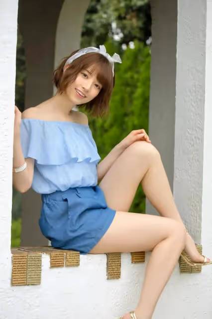 寫真集：《透明感令人心動》（橋本奈奈未）介紹