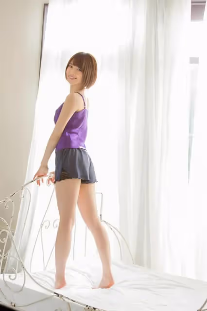 寫真集：《透明感令人心動》（橋本奈奈未）介紹