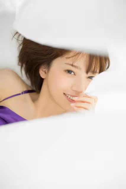 寫真集：《透明感令人心動》（橋本奈奈未）介紹