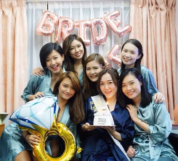 恭喜!前TVB新聞小花風光出嫁曬恩愛照,與圈外男友正式舉行婚禮