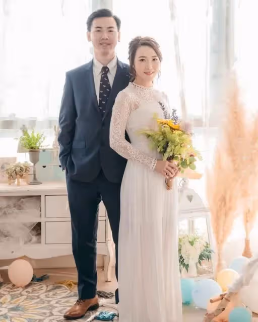 恭喜!前TVB新聞小花風光出嫁曬恩愛照,與圈外男友正式舉行婚禮
