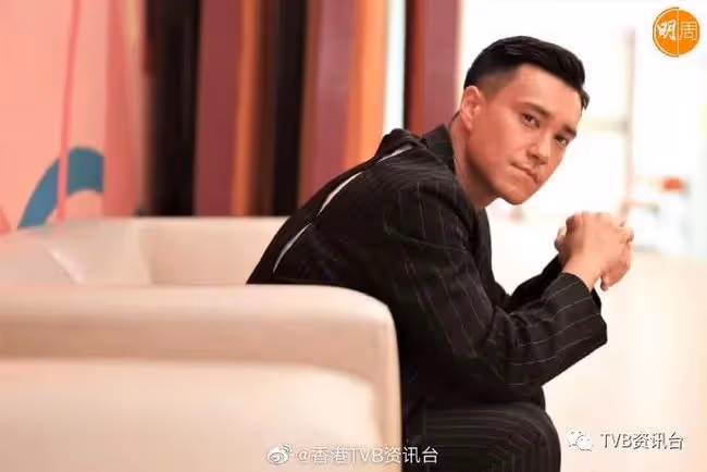 贊女友餘思霆孝順!TVB力捧小生獲黎耀祥教路變書蟲