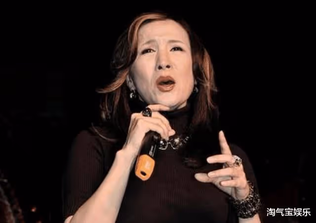 原來她已不是中國籍?多次登上春晚成名,曾嫁給洋老公卻離婚