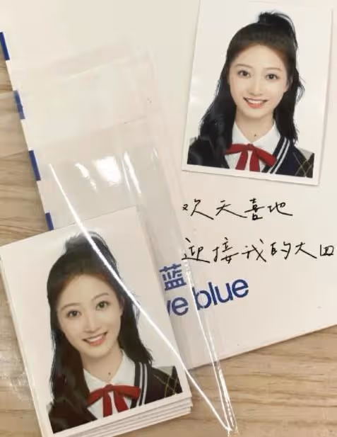再次亮相央視,「最美領誦員」馮琳,短短几個月時間變化如此之大