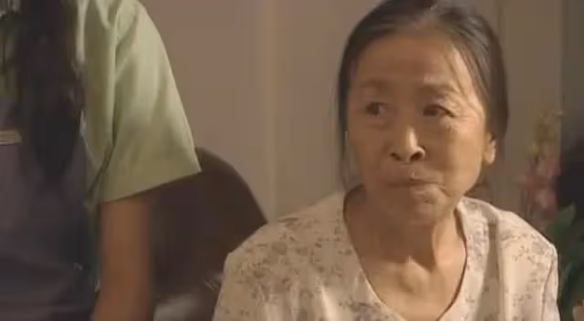 婆婆：愛吃魚自己做！別去飯店浪費錢！兒媳：你兒子想喝酒自己釀