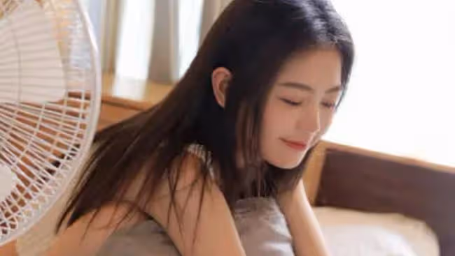 「那只是身體刺激」,結婚三年,她背著老公積攢了無數的婚外情