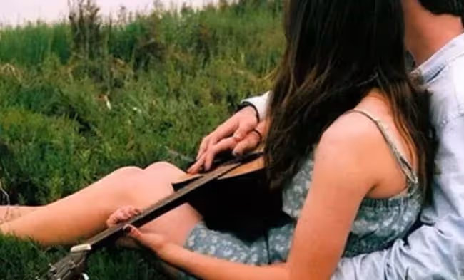 「勾搭動我春心」,陪母親去看中醫,醫生卻讓我脫衣服