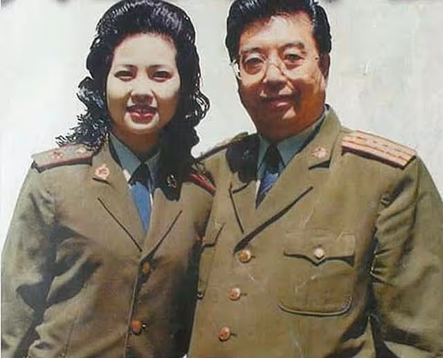 李雙江2個兒子,同父不同命:大兒子低調優秀,小兒子入獄10年