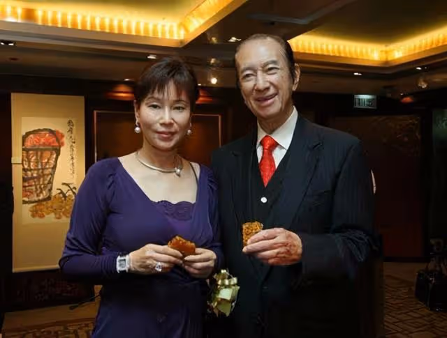 當年,陳婉珍能嫁給何鴻燊,最該感謝的是黎婉華,還是藍瓊纓?