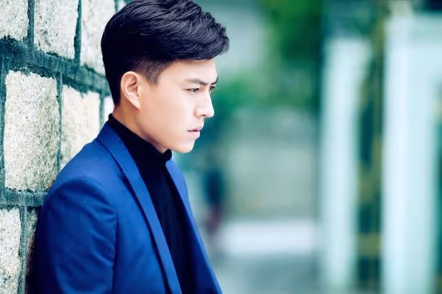 人不可貌相!江珊與靳東相戀5年,轉身卻娶了二婚的李佳
