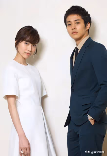 日本娛樂圈最新人氣童話故事CP組合，哪對明星夫妻最養眼？