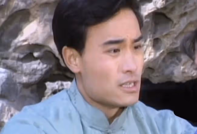 59歲男星施羽近照精神好,入行30年零緋聞,低調娶妻生娃家庭幸福