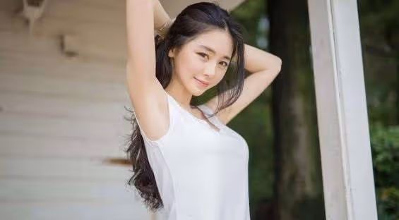 我14歲,媽媽生病去世後,爸爸在她離開後不到一個月就再婚了