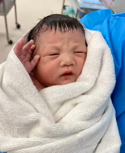 暖男!TVB知名小生老婆順利誕下二胎,曝已買六位數鑽戒獎勵對方