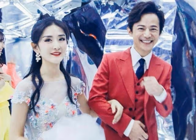 扒叔大爆料：黃磊孫莉夫婦的瓜？何炅出事後謝娜漁翁得利？大眼仔和男人婆的料？