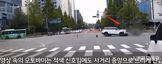 31歲女星開豪車撞死外賣員，態度冷漠卻狂秀演技，引髮網友痛批