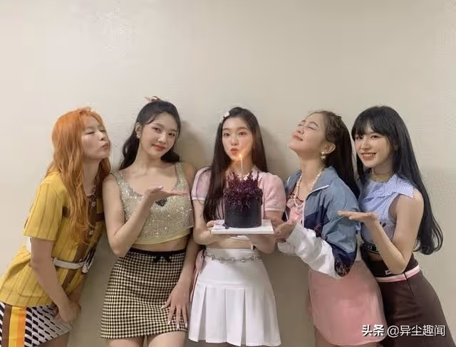 盤點7組2022合約到期的韓團！Red Velvet、TWICE續約無定論