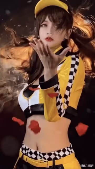 從原告到被告,網紅小慧君騷擾事件大反轉,網友:萬人血書求封禁