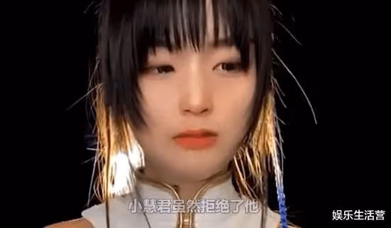 從原告到被告,網紅小慧君騷擾事件大反轉,網友:萬人血書求封禁