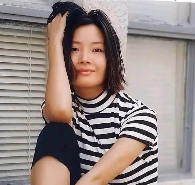 TVB90年代「五美」近況,有人整容成癮變蛇精臉,有人未婚產子