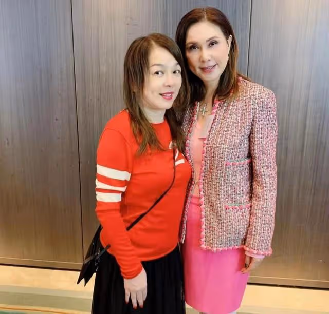 54歲香港80年代女神近照曝光，息影26年轉投商界，今已成億萬富婆