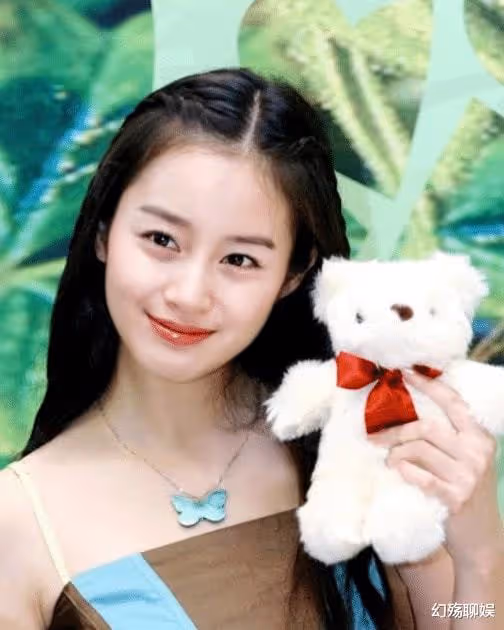 她擁有讓金喜善嫉妒的美貌，丈夫是亞洲舞王，地位堪比全智賢