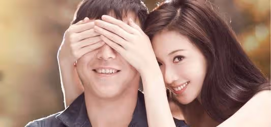 鳳凰男：要麼養我妹，要麼房子轉給我妹，妻子直接生氣地選擇離婚