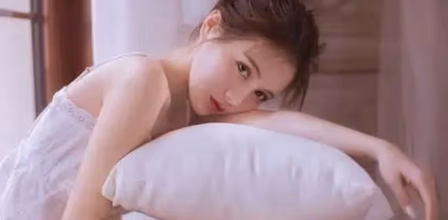 我娶的漂亮媳婦,跟別的男人床上花樣多,回家從來不讓我碰一下