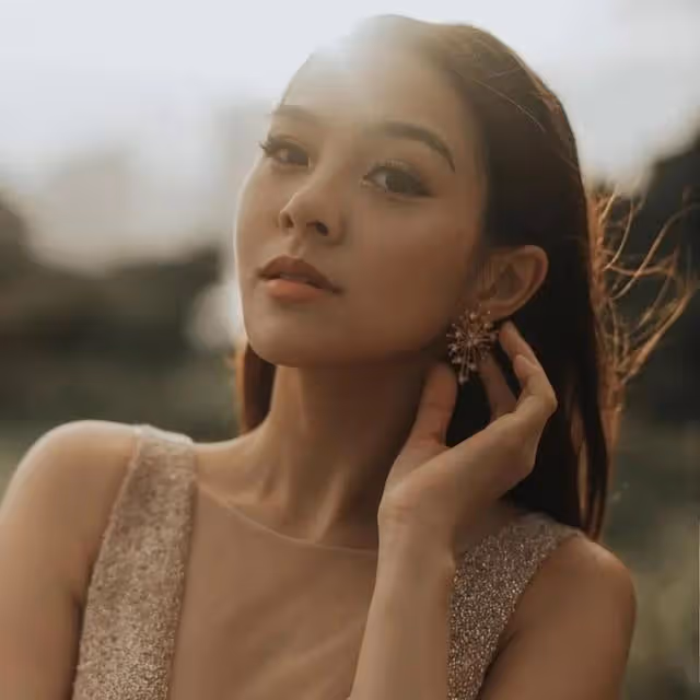 36歲港姐小花自曝懷二胎6月無人察覺，向TVB表決心，堅持不推工作