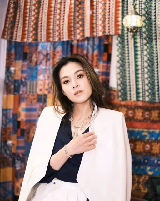 36歲港姐小花自曝懷二胎6月無人察覺，向TVB表決心，堅持不推工作